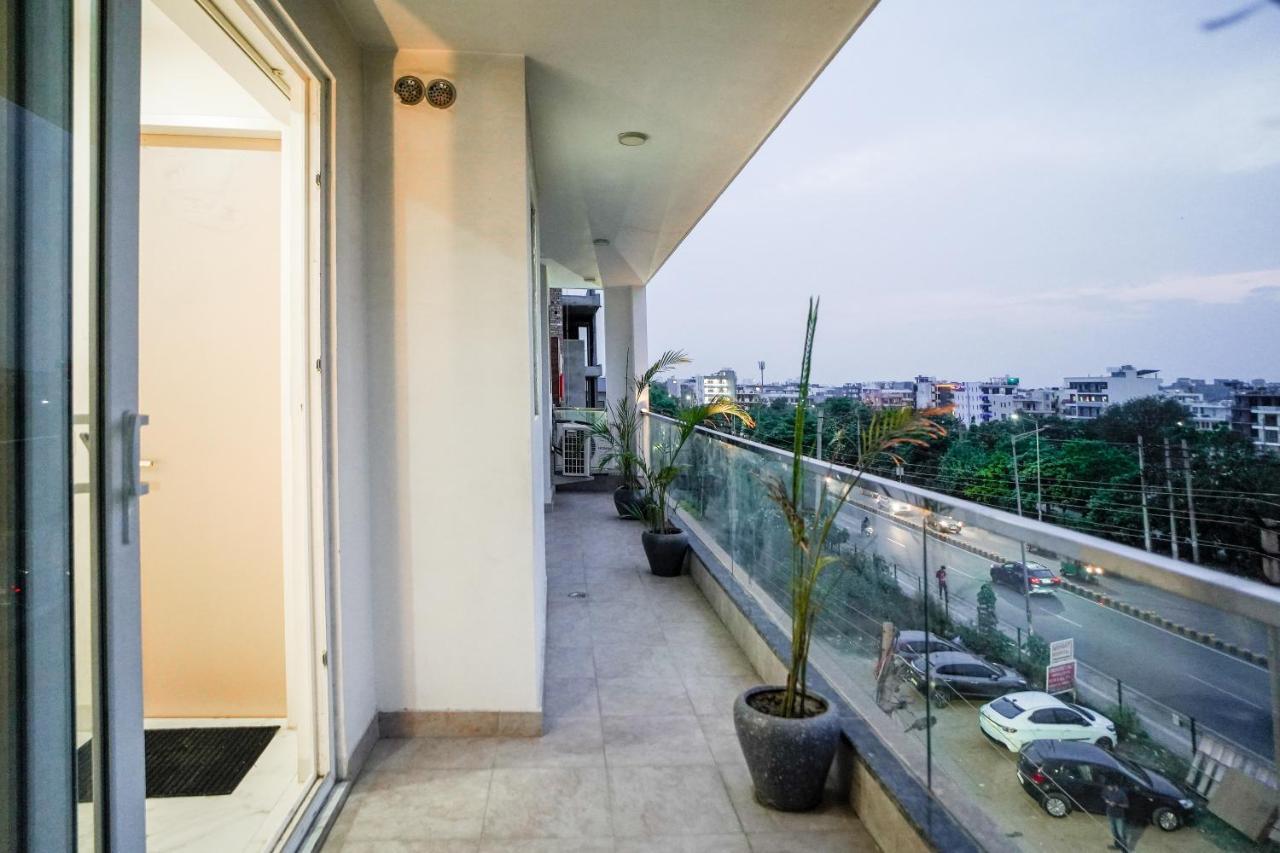 Saltstayz Sector 52 - Ardee City Mall Gurgaon Exterior photo